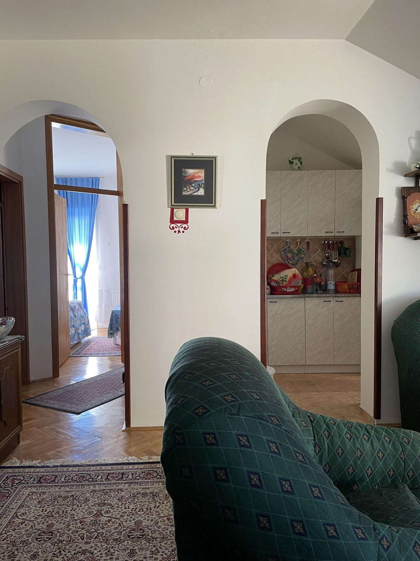 Квартира, 646 м², 100 000$ — FAKTOR